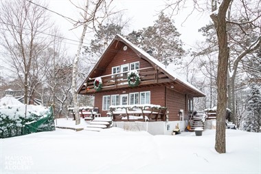 waterfront cottage rentals Lac Brome, Estrie/Cantons-de-l'est